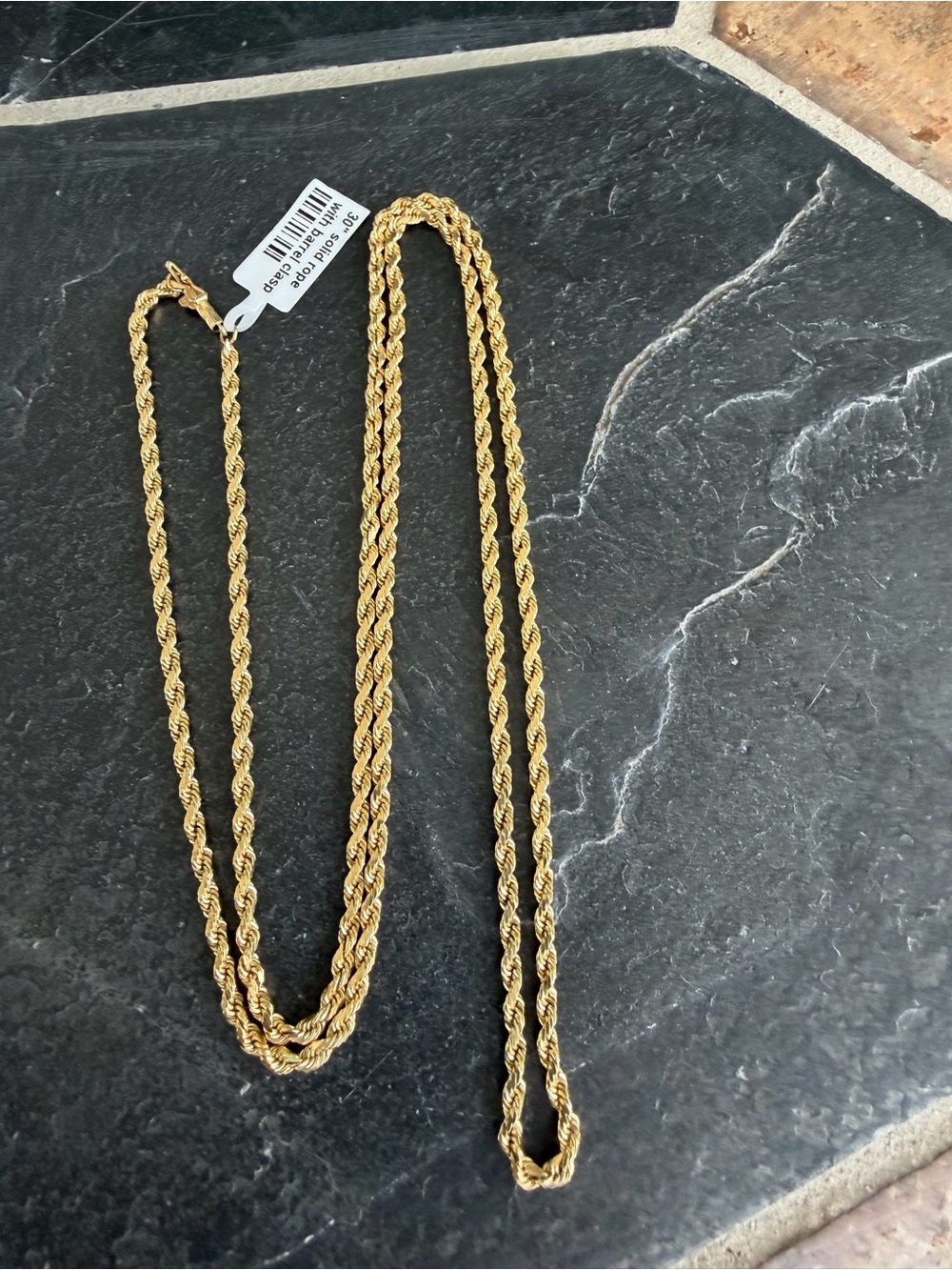 14kt Yellow Gold classic Rope Chain Necklace 30”
Long